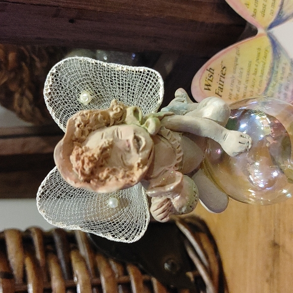 VINTAGE Rawcliffe "Laughter" Bubble Fairy - Picture 2 of 3